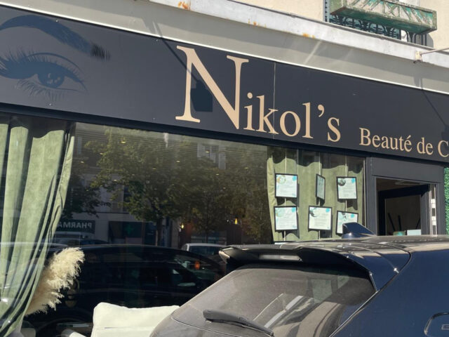 NIKOL&rsquo;S BEAUTÉ DE CARACTÈRE